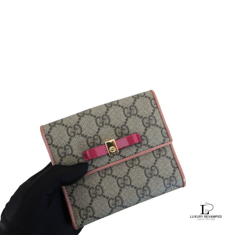 GUCCI Guccissima Double Hook Bow Compact Wallet (WS-GG-945)