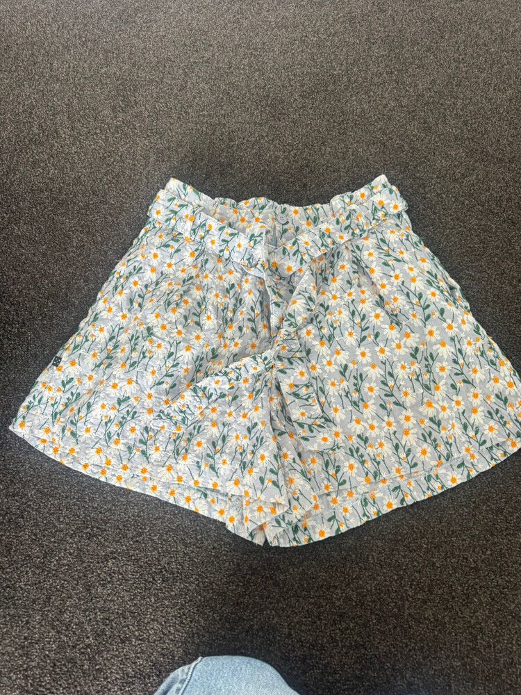 Thing Thing Floral Shorts