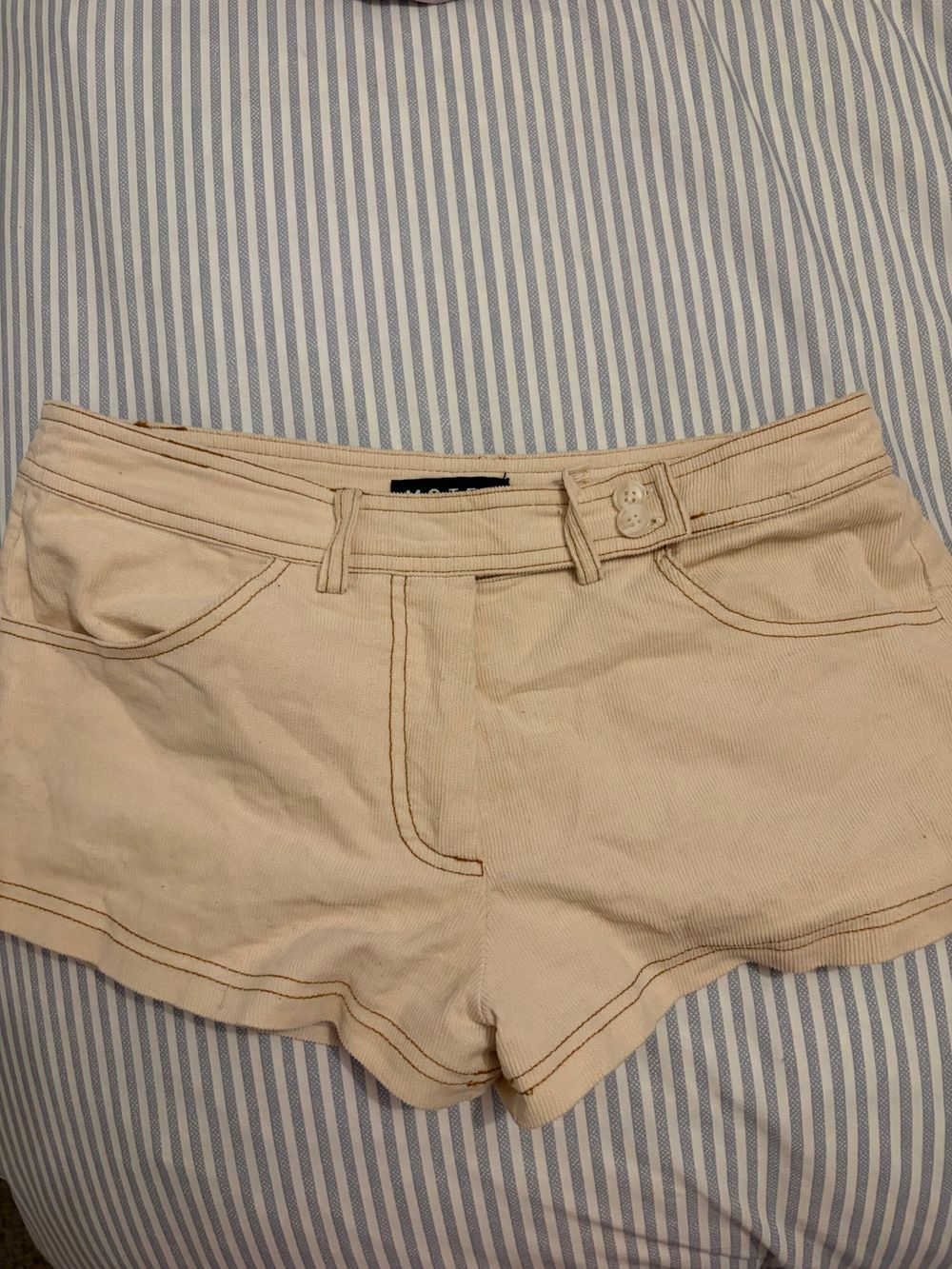 motel rocks contrast stitch shorts