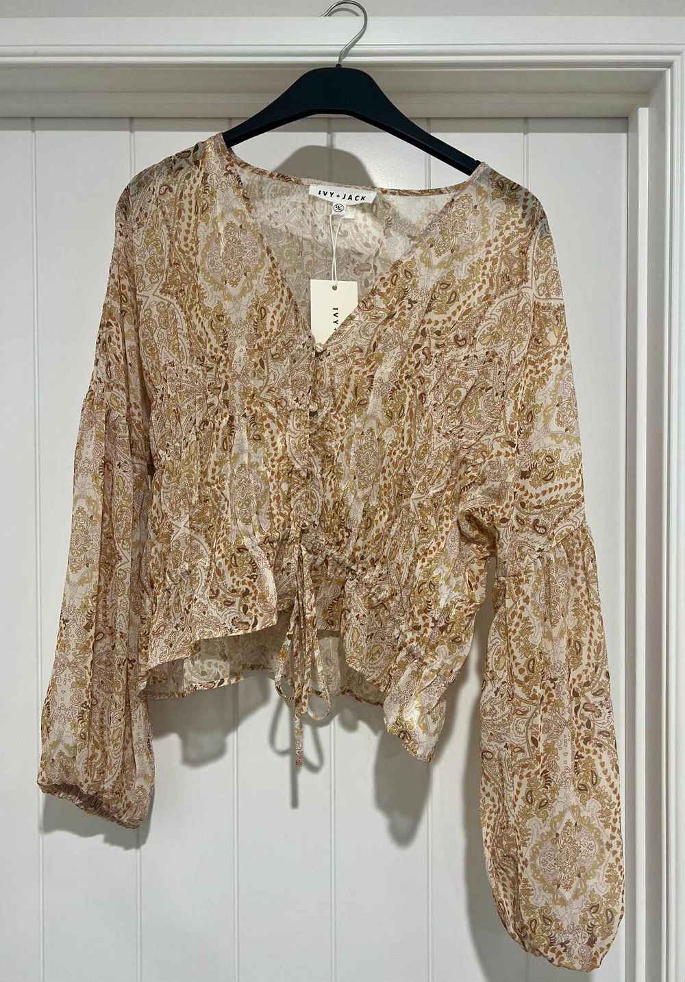 Ivy + Jack Jolie Honey Paisley Top - New with Tags