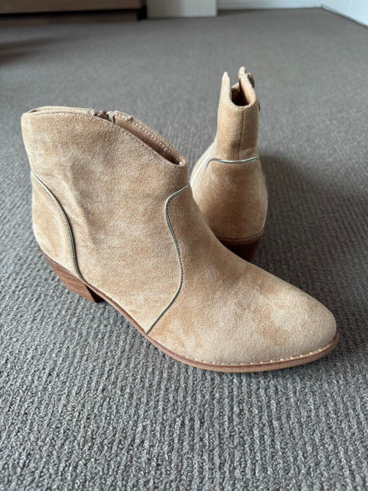 Volange Paris Faux Suede Ankle Boots Size 37
