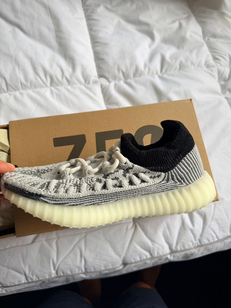 Yeezy Knits. 350slate panda