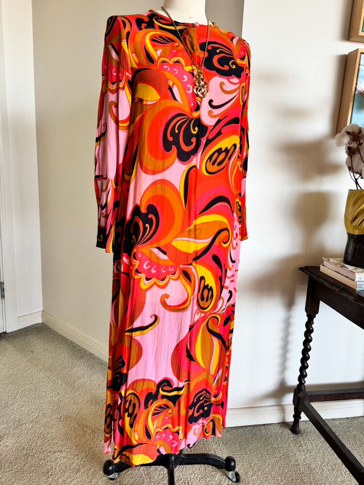Retro Pattern Maxi Dress