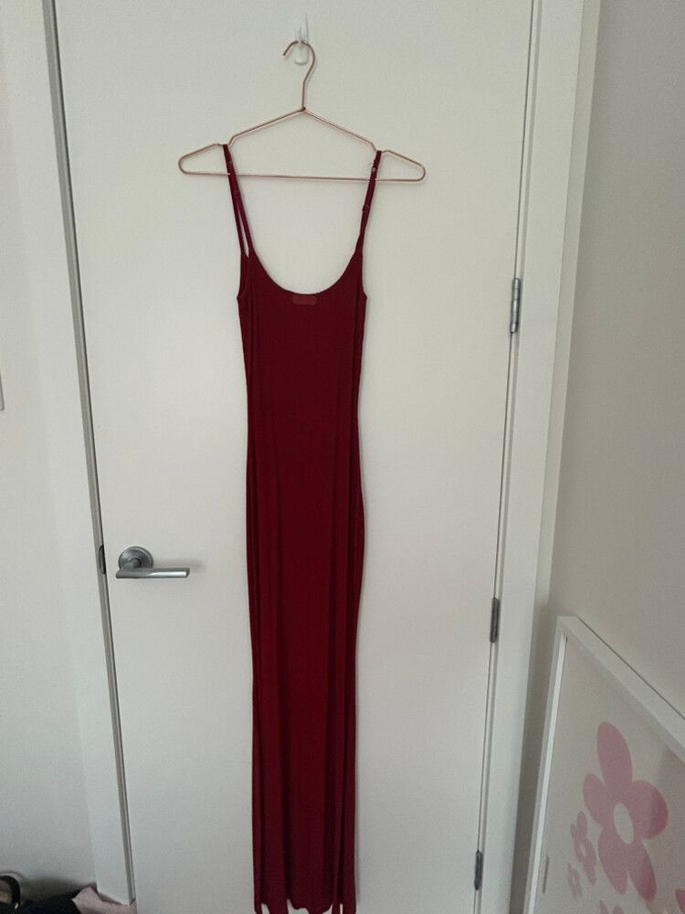 VIRAL skims long slip dress in red