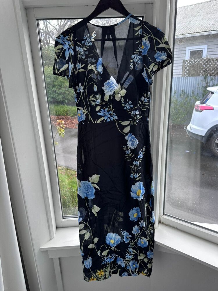 Alice McCall - Alice McCall Black Flower Dress on Designer Wardrobe Alice McCall - Alice McCall Black Flower Dress on Designer Wardrobe