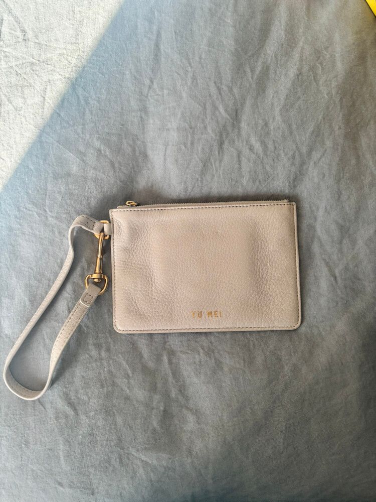 Yu Mei Amy Clutch in Shortbread