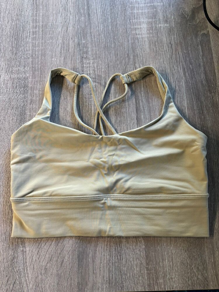 Lululemon sports bra