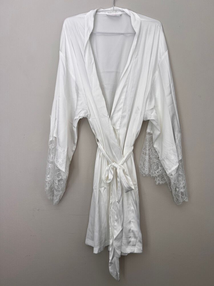 sleepover bridal robe
