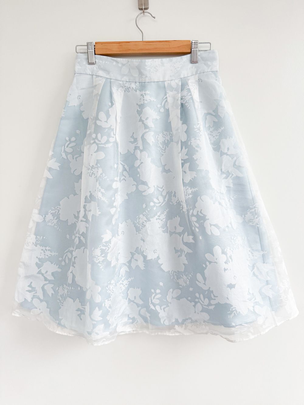Coast  A-line skirt. Size 10, 8. Pale blue color.
