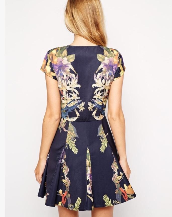 Stylestalker stunning 'blue me away' Australian Designer mini dress  graphic floral  plunging bust skater A line fit n flare graphic floral size 12 L