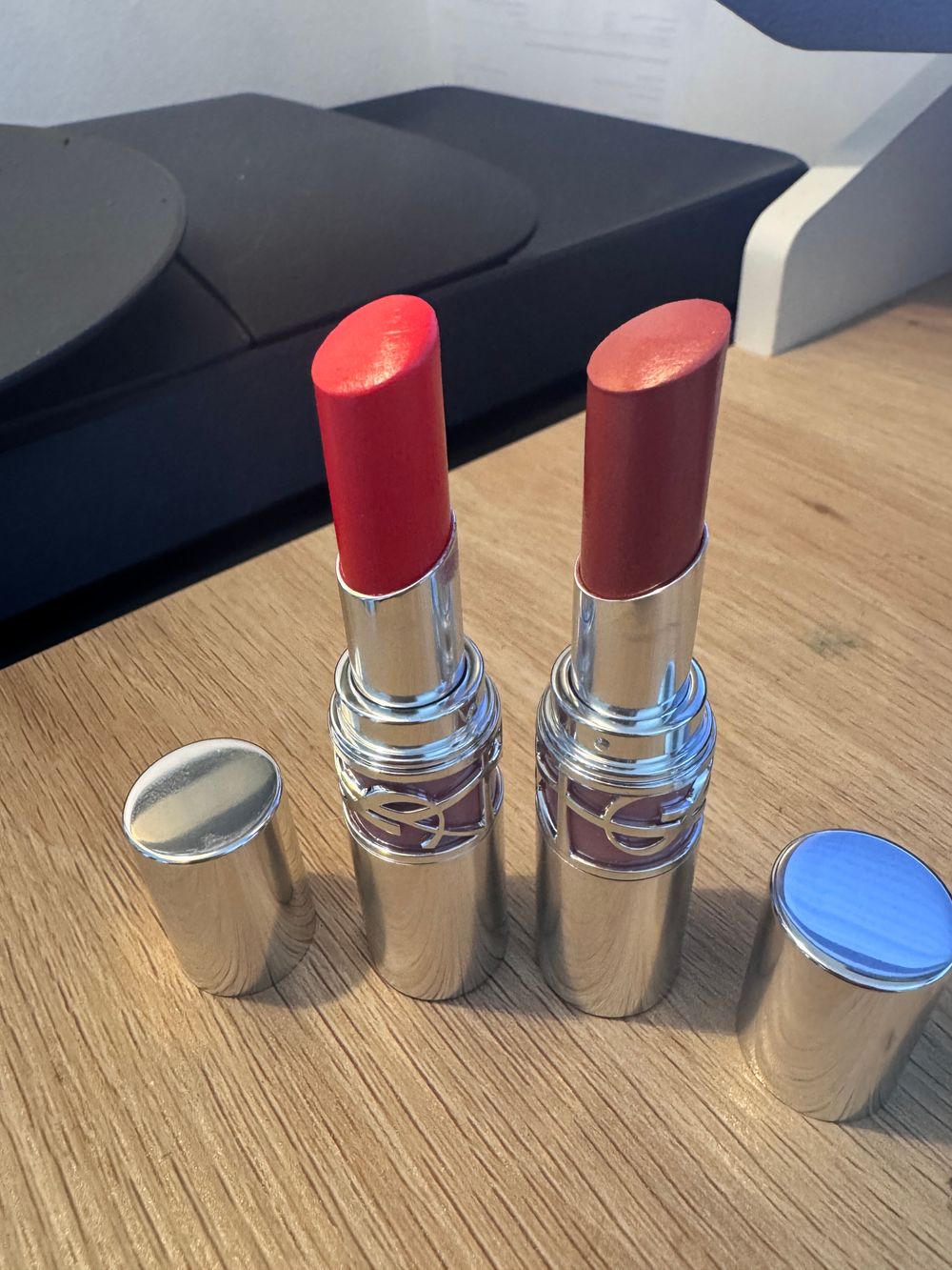 2x brand New Yves Saint Laurent Loveshine Wet Shine LIPSTICKS 1. ELECTRIC LOVE 12 & 2. NUDE LINGERIE 150 LipstickCost $81 each at Farmers bargain