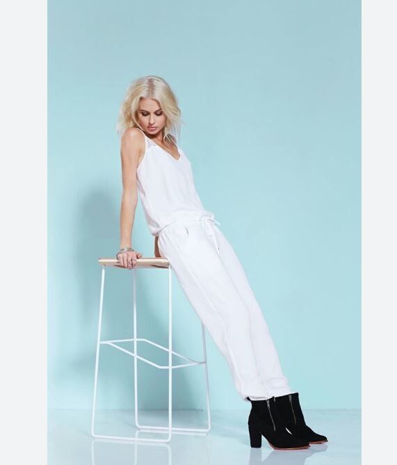 Rare Moochi White Besque Jumpsuit Drawstring waist Summer pantsuit playsuit size 12 suit 10 12 RRP $290