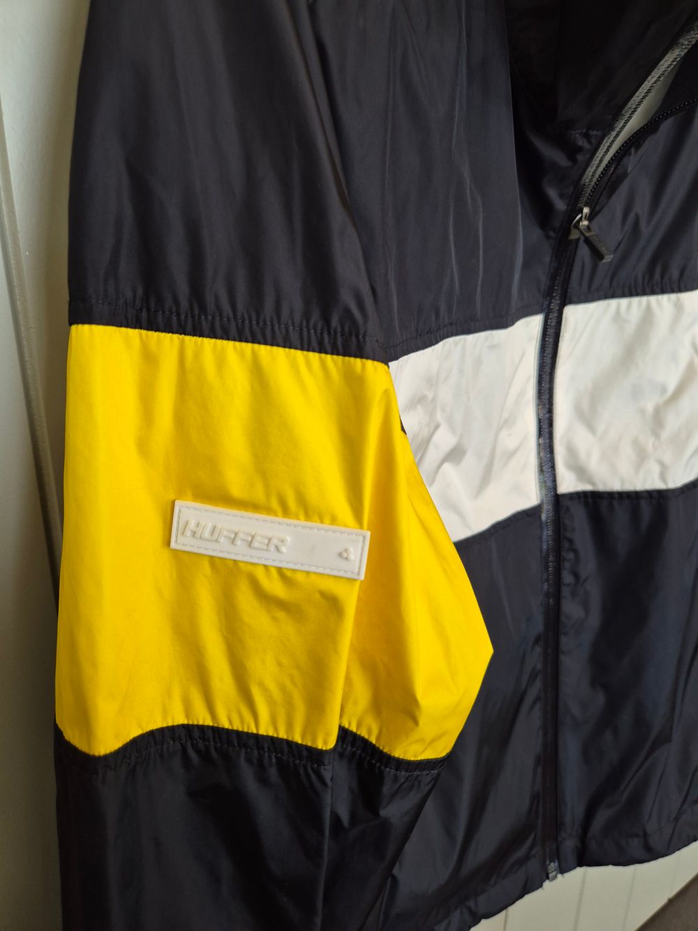 Huffer Black White And Yellow spray jacket Size 10