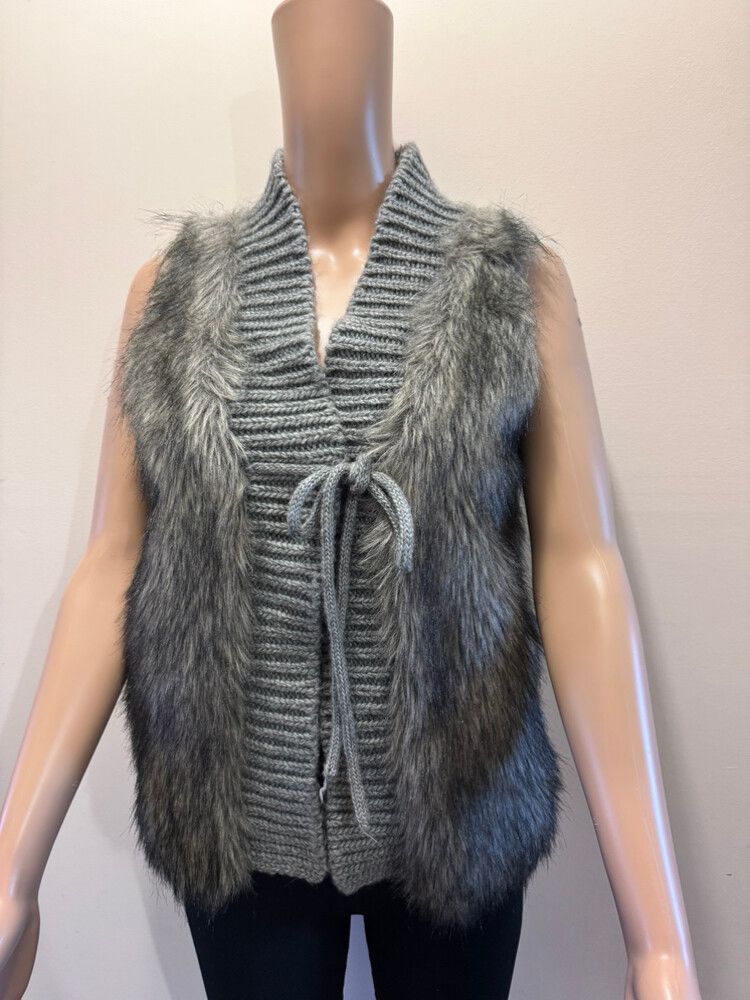 Size XS Cotton Blend Knitted Vest From Max