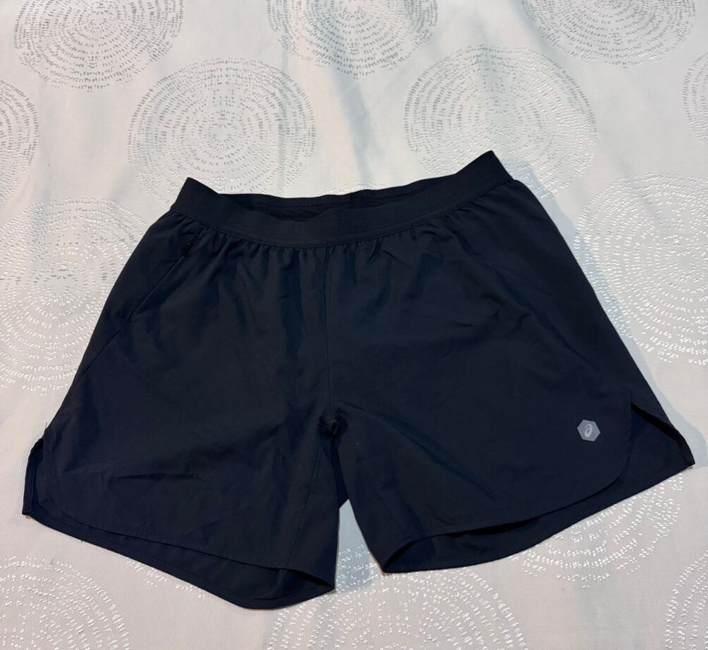 ASICS Running Shorts – Size M