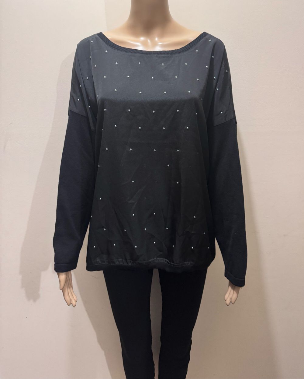 Twin Lakes Black Studded Top – XXL