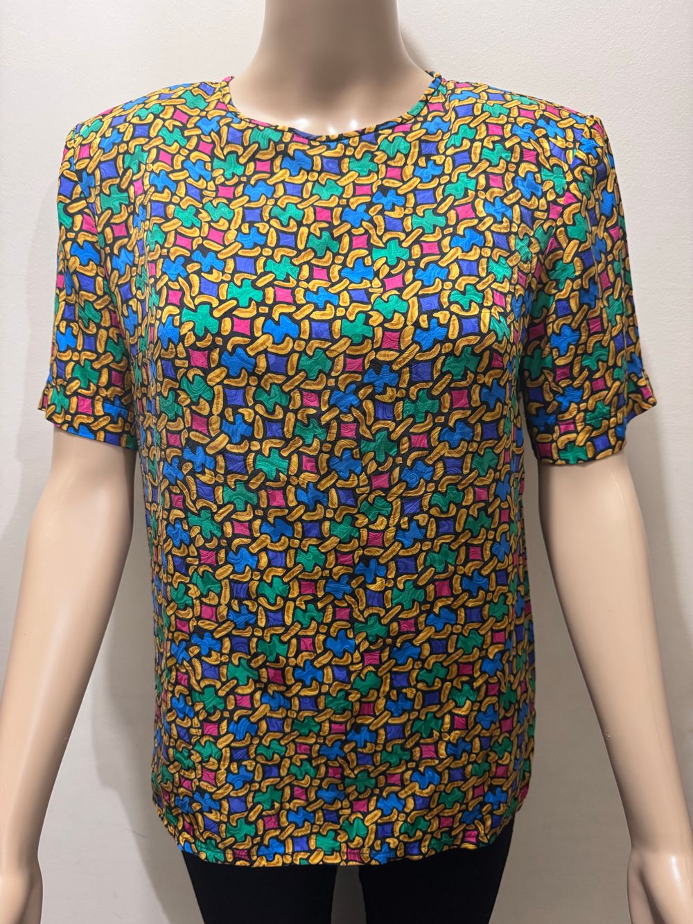 Perri Cutten Silk Top – Size 8 (Padded Shoulders)