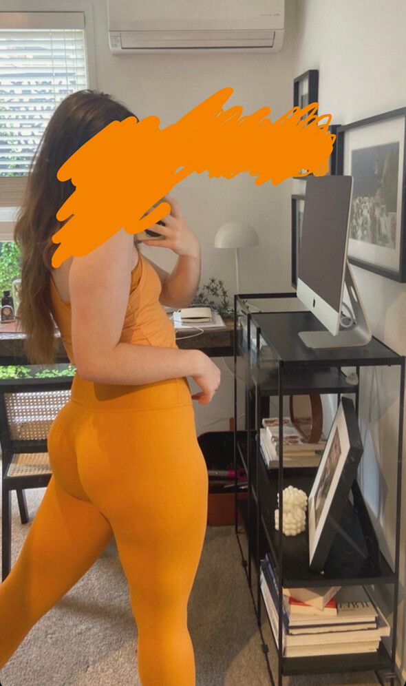 Set Active Luxform Sports Bra and Leggings Set in Court Orange