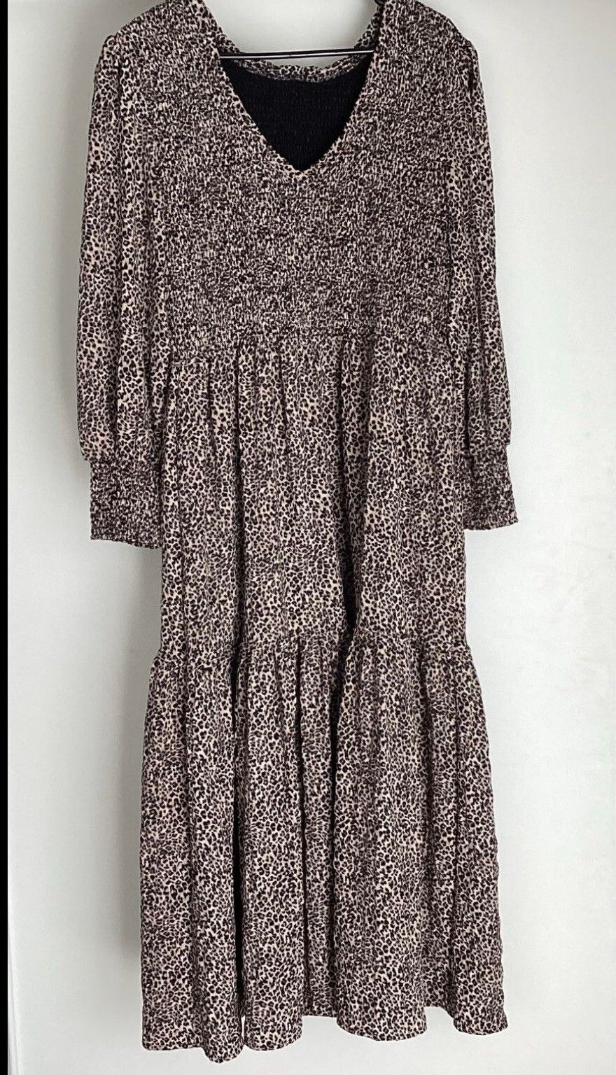 Decjuba Beige Leopard Print Midi Dress