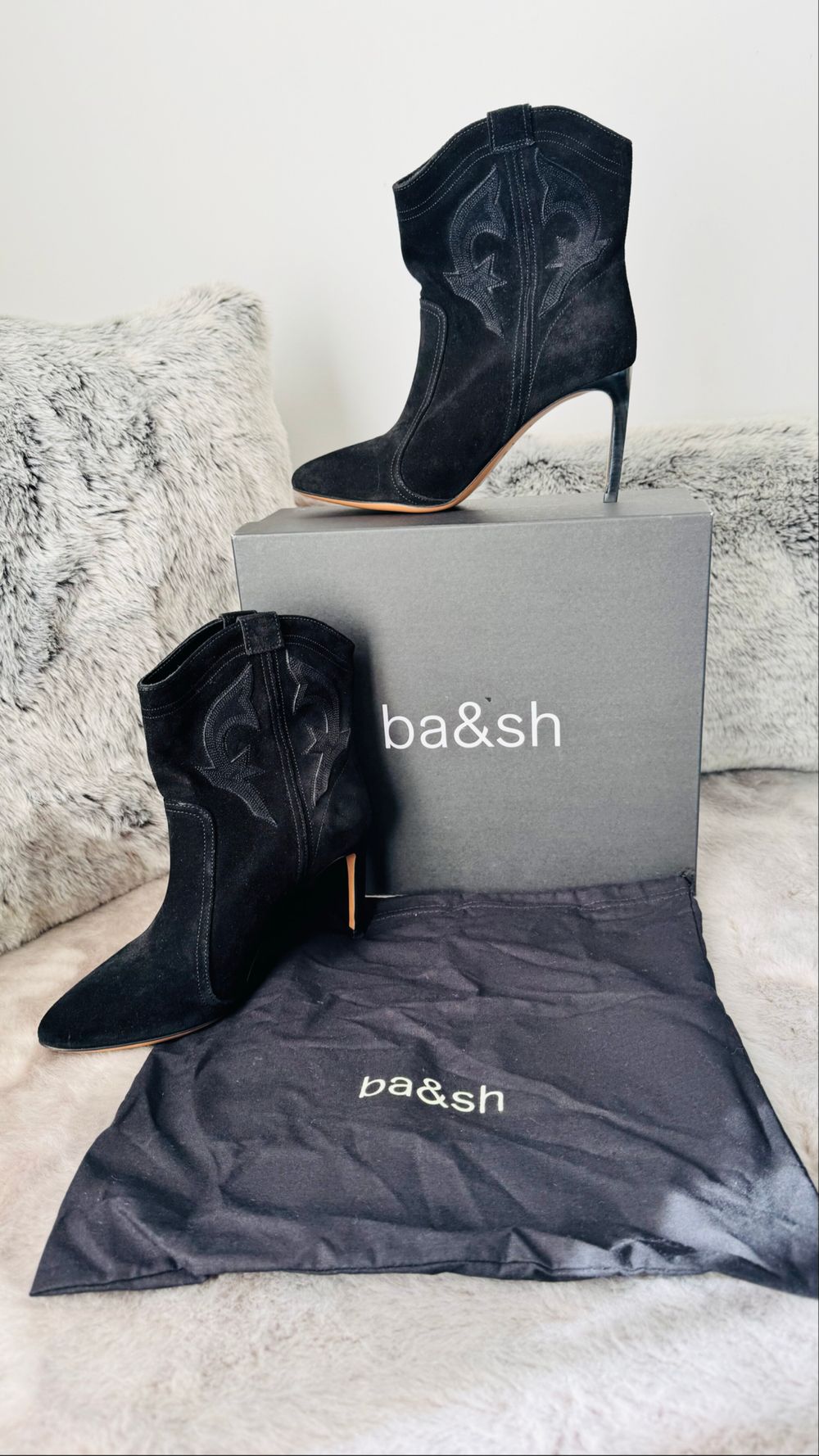 BNIB Ba&Sh Caitlin Boots Black Suede Size 39 - NEW!