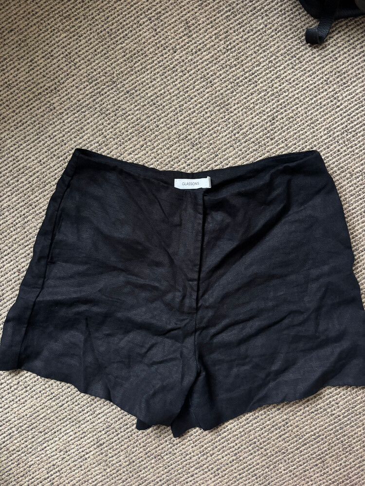 black linen shorts