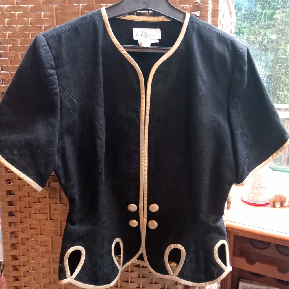Rimini Black Short Sleeve Jacket