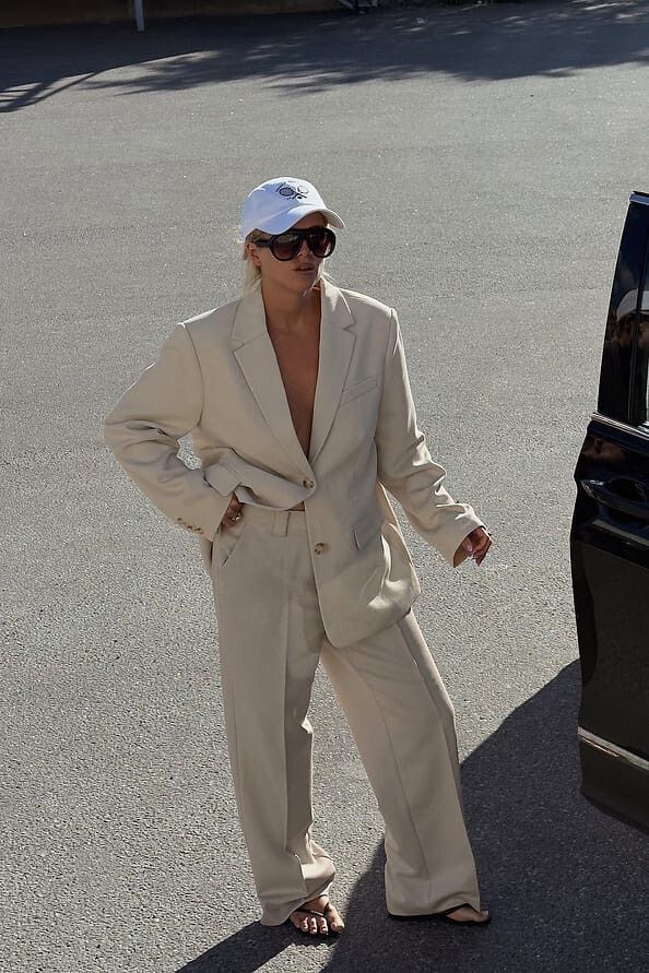 Na-kd twill suit