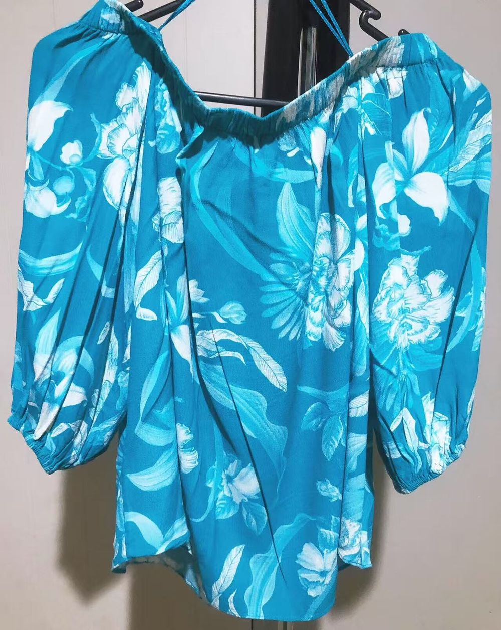 Witchery Floral print off shoulder top