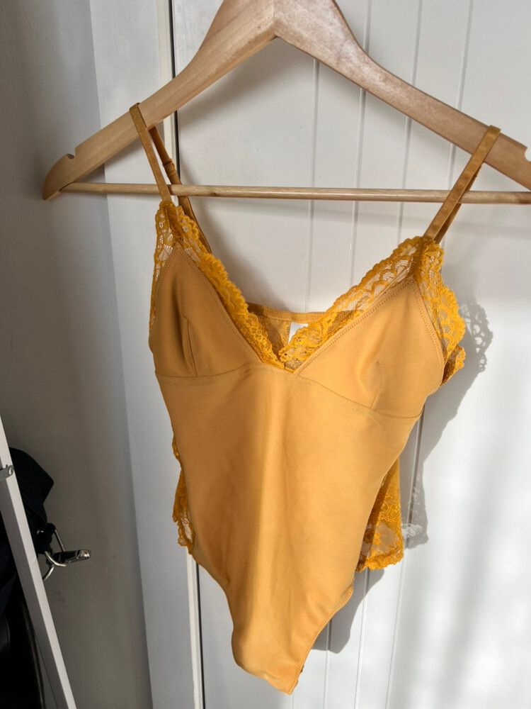 Glassons Mustard Lace Bodysuit
