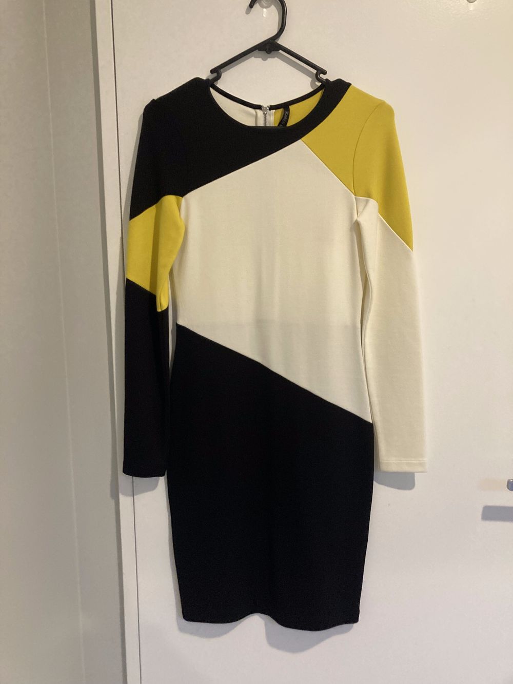 Karen Millen Black White Yellow Colour Block Bodycon Dress