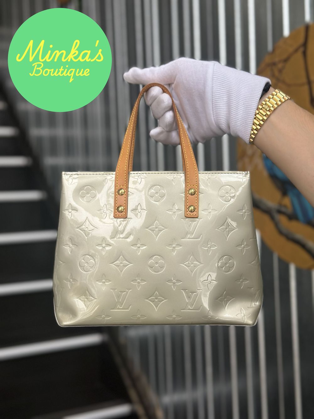 Louis Vuitton Reade Olive