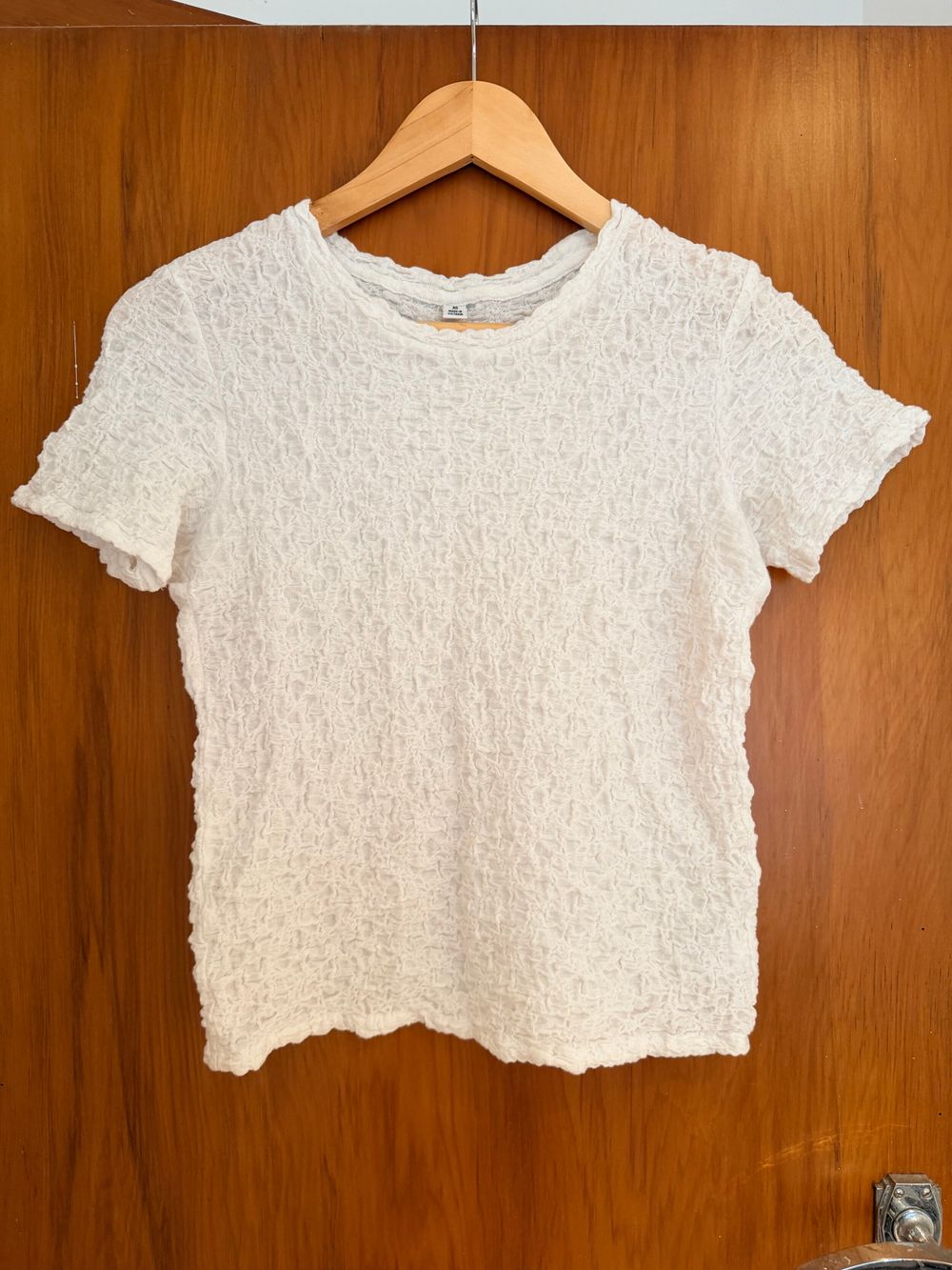 Uniqlo Textured Tee - White