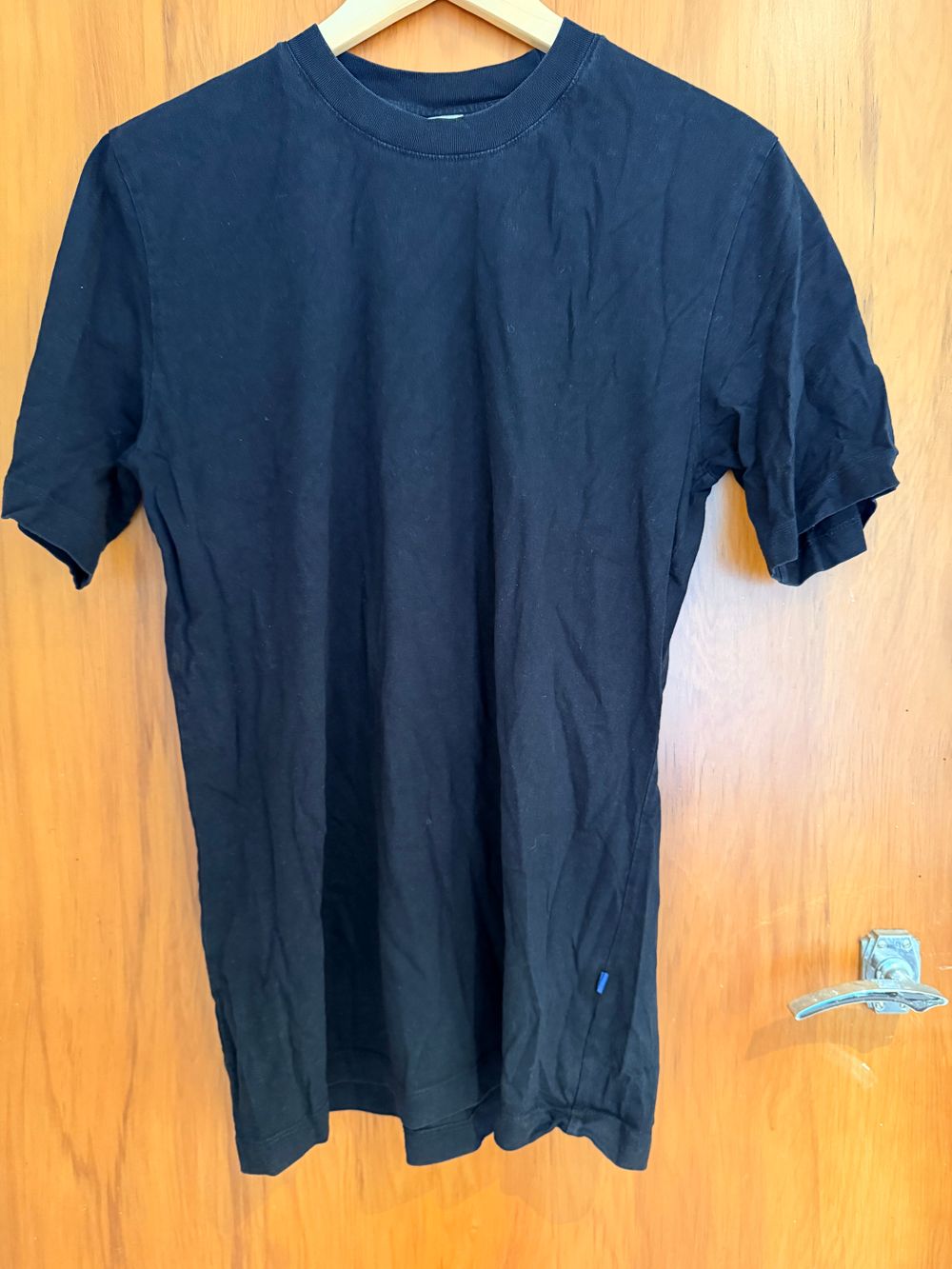 Kowtow Black Tee