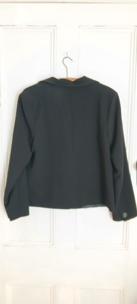 TRELISE COOPER BOARDROOM Black Cropped Blazer Jacket / Tailored Corporate Coat XL