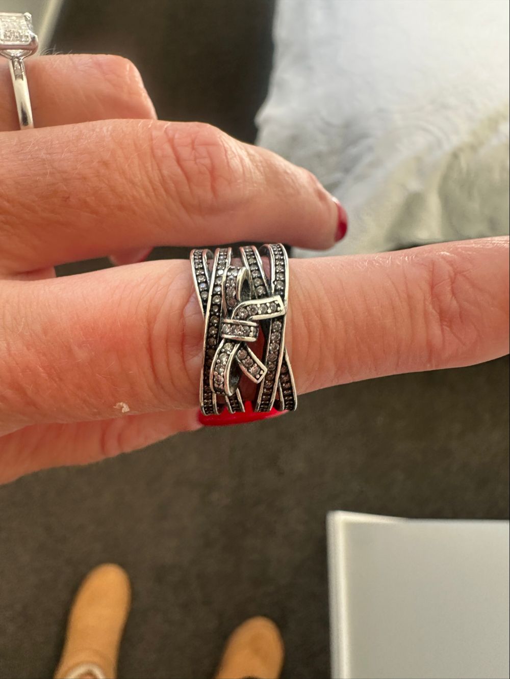 Pandora ring