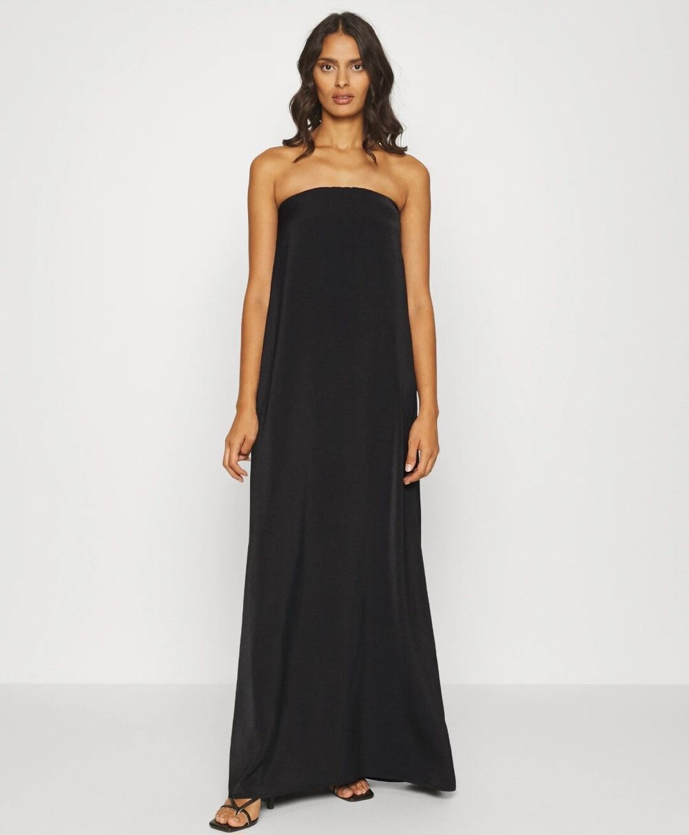 Nakd - Maxi bandeau flowy dress on Designer Wardrobe