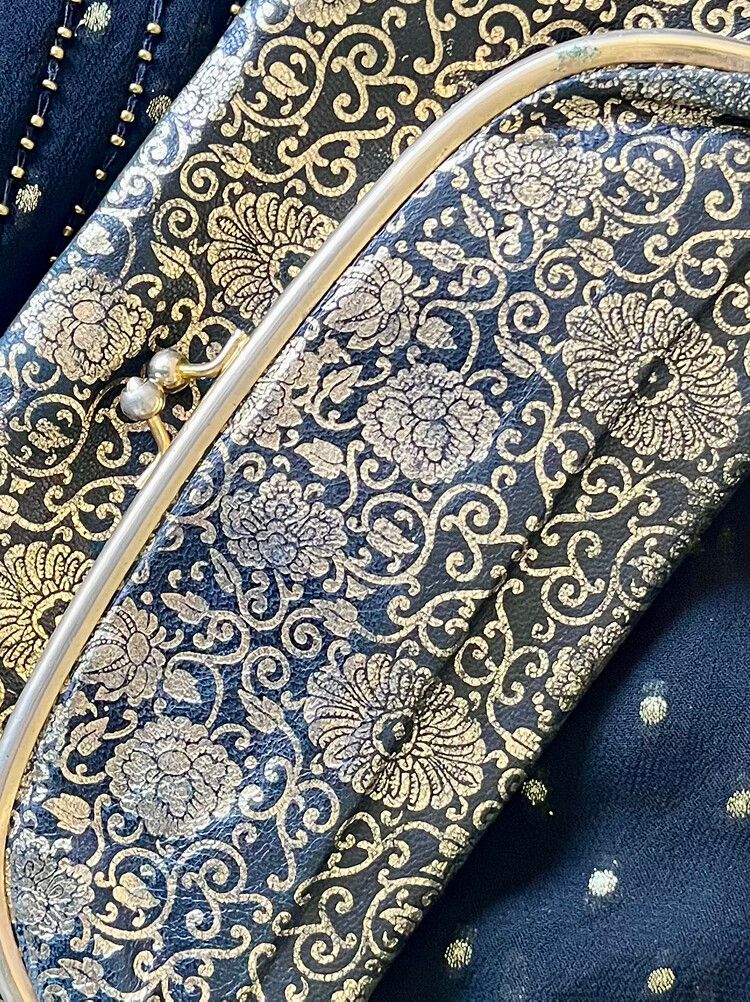 Vintage Leather Clutch Black n Gold