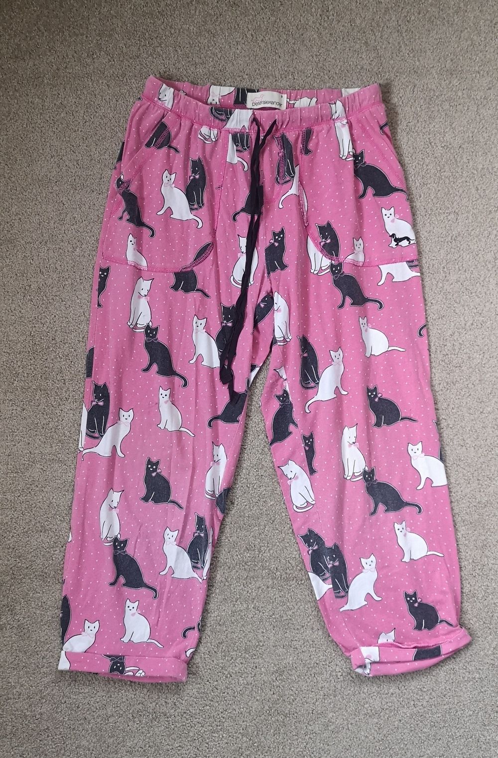 Peter Alexander Pink Cat Capris Size S
