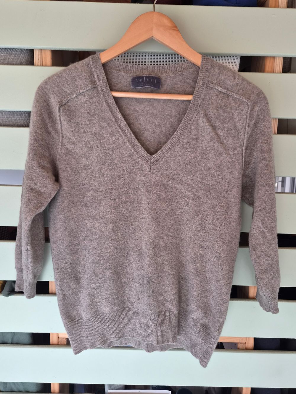 Cashmere sweater
