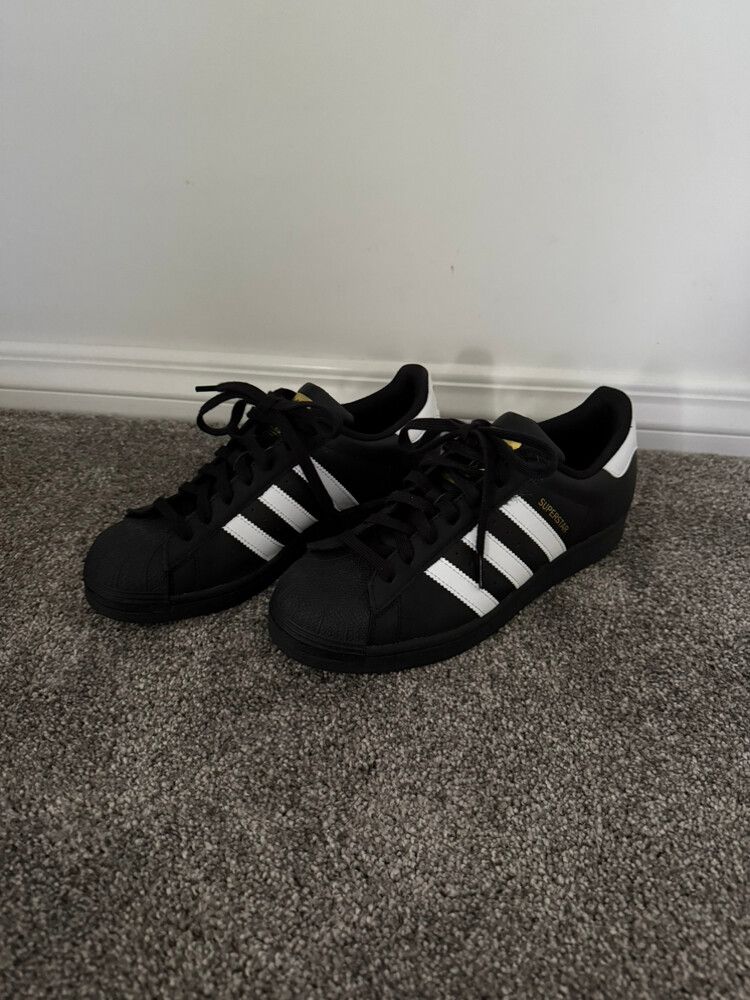 Adidas Black Super Stars