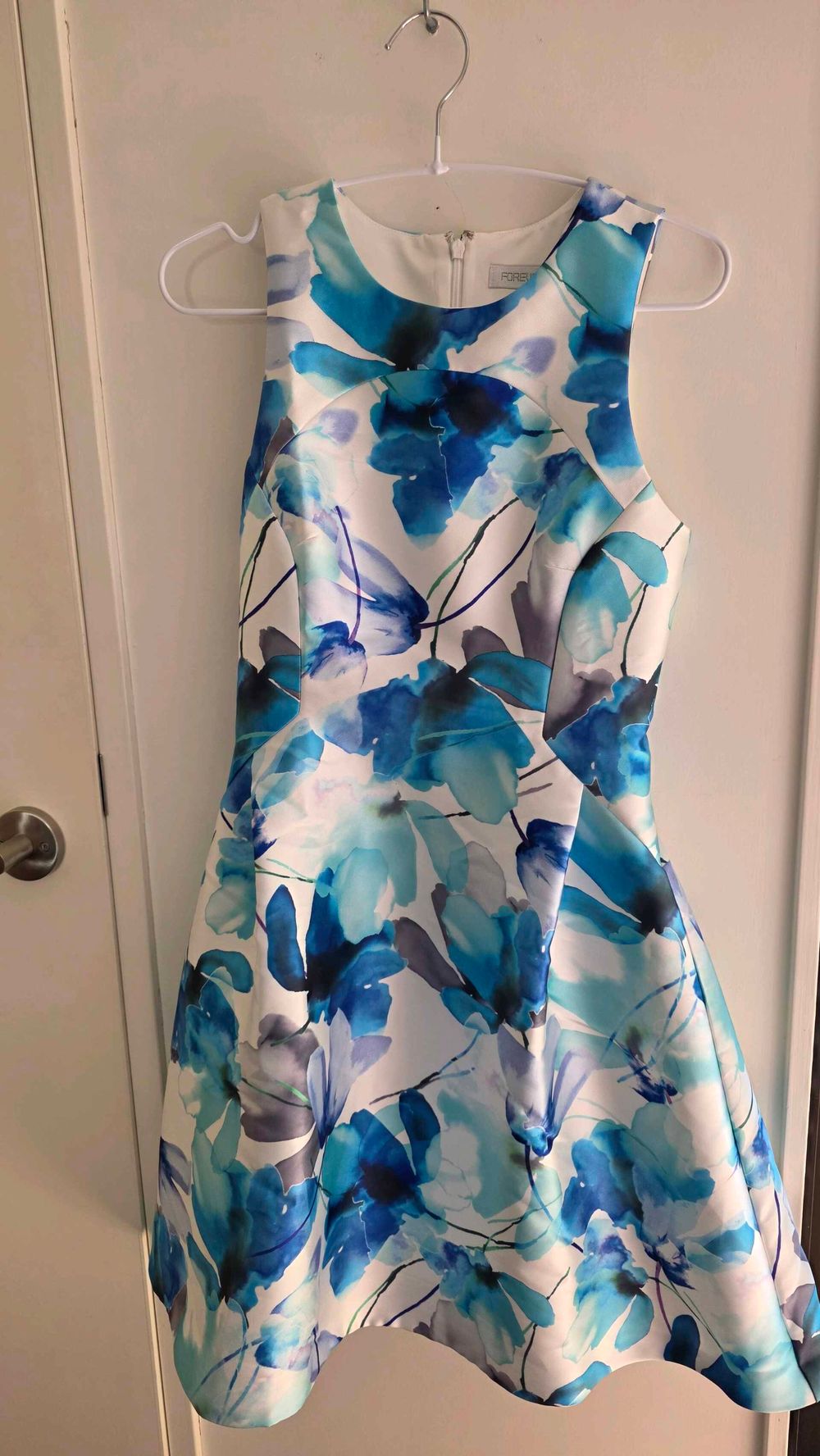 Forever New - Forever New Floral Dress on Designer Wardrobe Forever New - Forever New Floral Dress on Designer Wardrobe