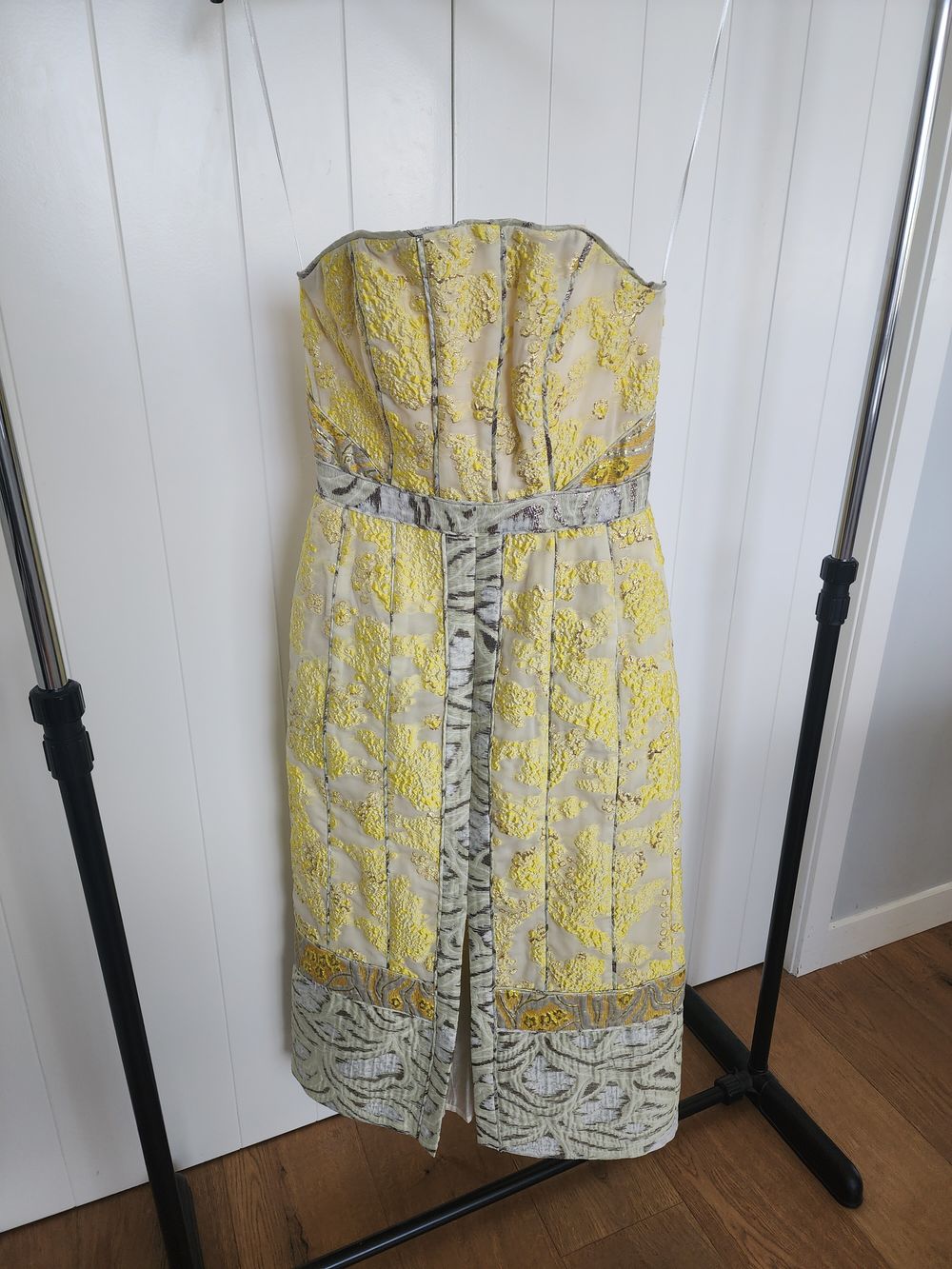 H&M - Make An Offer! Yellow strapless H&M Concious Exlusive on Designer  Wardrobe