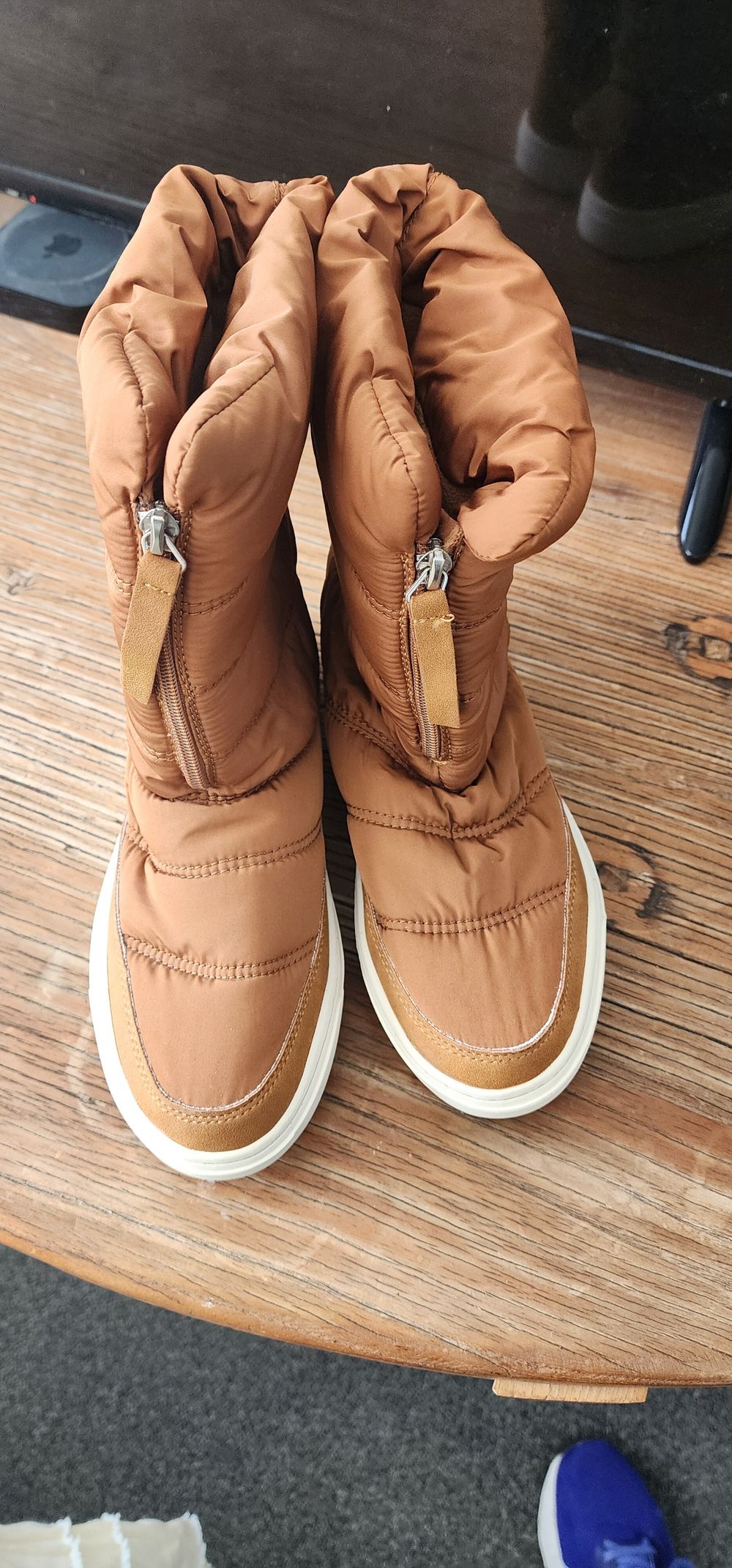 Les Tropeziennes Brown Puffer Boots