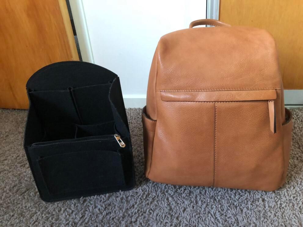 Evity - Evity Brown Leather Backpack (Near new) on Designer  display picture 2