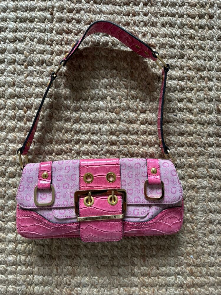 Y2K Vintage Guess Shoulder Bag - Pink with Gold Hardware