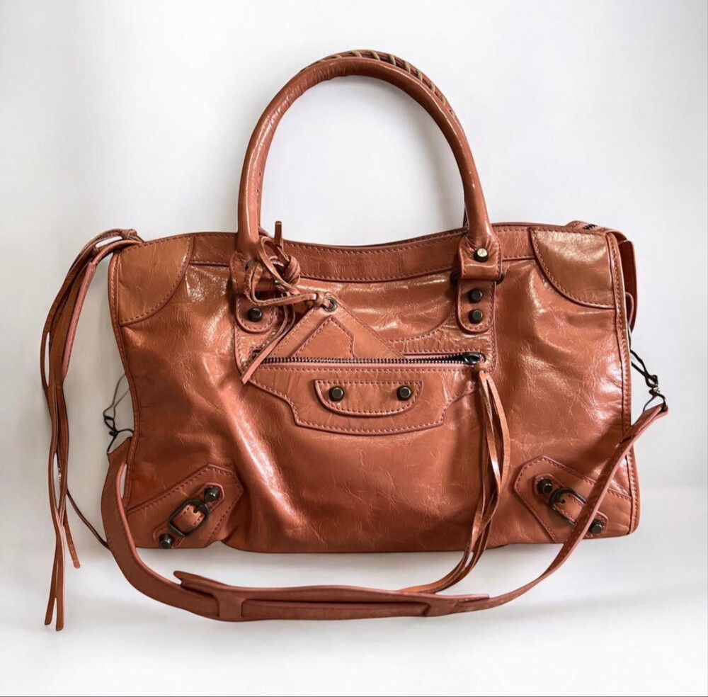 Lush Editors Motorcycle City Bag - Soft Coral Colour - Y2K