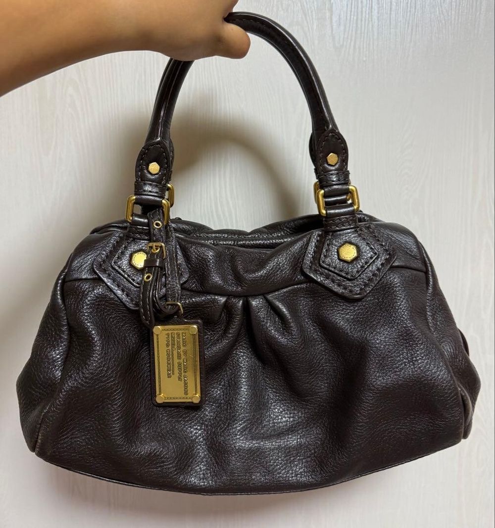 2000’s Era Marc Jacobs Classiq Q Groove Bag in Dark Chocolate Brown ***open to offers***
