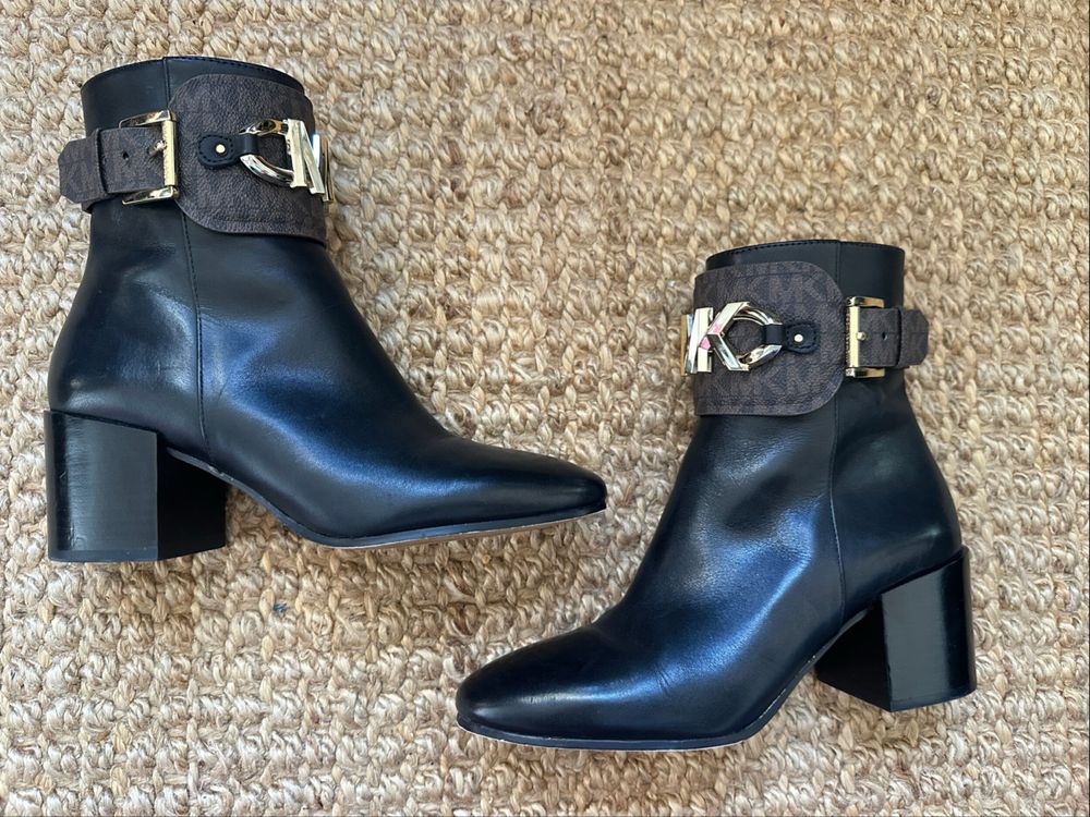 Michael Kors Izzy Winter Boots | size 6M | RRP $679 selling for $350