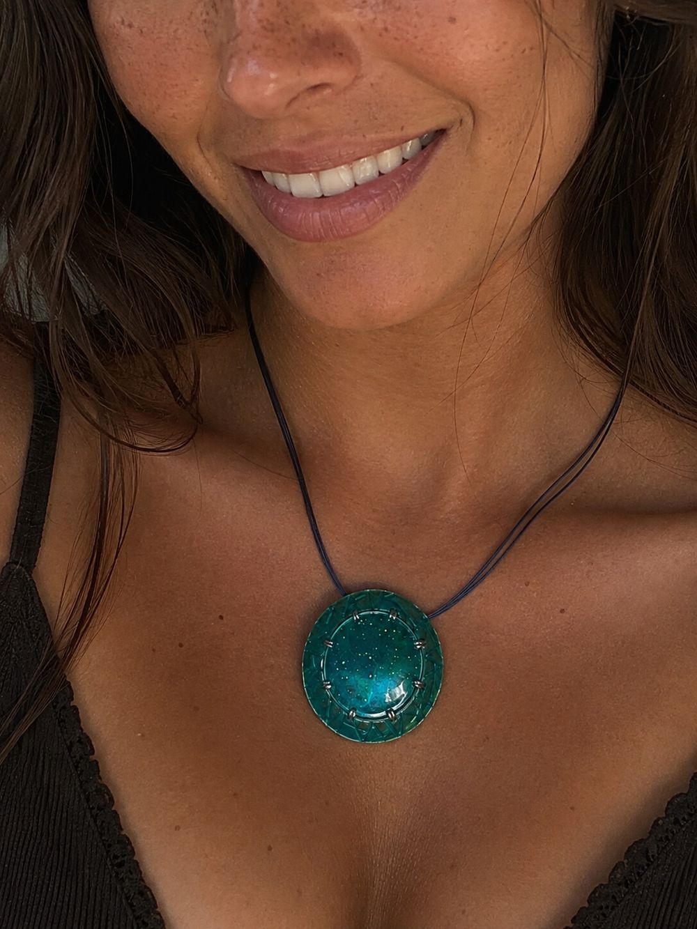 🇫🇷 VINTAGE IKITA PARIS Iridescent Teal/Emerald Enamel Wire Statement Necklace 💚