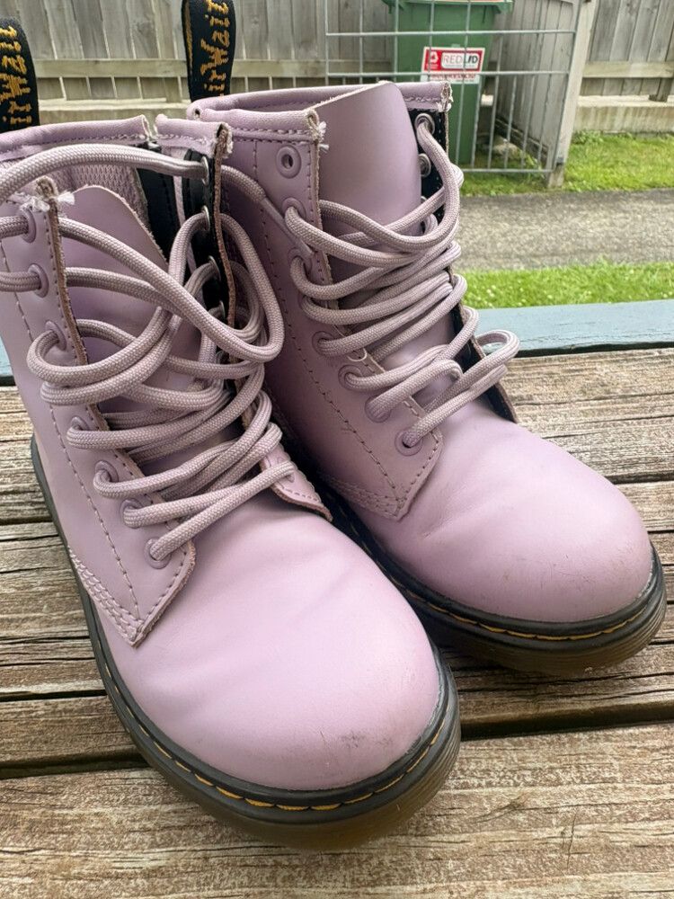 Kids Dr. Martens Lilac Boots